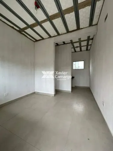 Sala disponível para locação no Jardim Village - Região da Avenida Brasil.