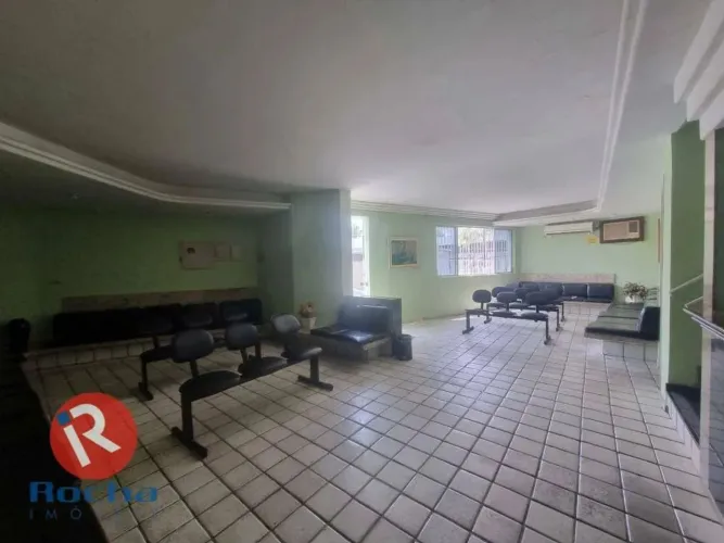 ALUGO PREDIO COMERCIAL COM 12 SALAS, NO DERBY.