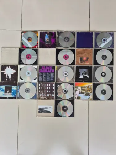 Coleção de Cd´s Led, Ozzy, Black Sabbath, Deep Purple e Coletânia Volume 2 heavy metal