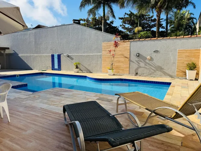 Linda casa na prainha CAIOBÁ 