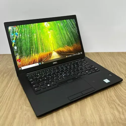 Notebook Dell 7490 Turbinado - Intel Core i5 8th / 8gb ram / 256gb ssd / Tela de 14 FHD"