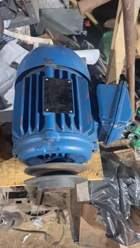 Motor trifásico 2cv 4polos
