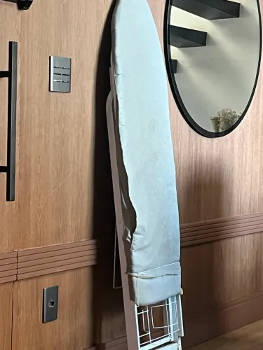 Mesa para passar roupa