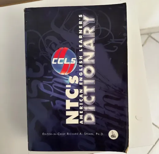 Livro Dicionário de inglês CCAA CCLS Edição de colecionador 