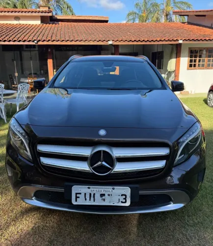 Mercedes-Benz GLA 200 Adv. 1.6/1.6 TB 16V Flex Aut. 2017