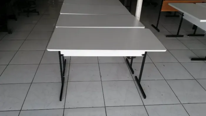 Promoção - mesa reta sem gaveta- cor branca - frete grátis