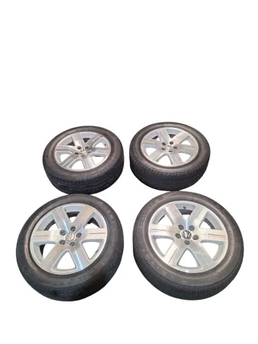 Jogo Roda Liga Leve Vw Bora Jetta Golf 5 Furos 205 / 55 R 16 0