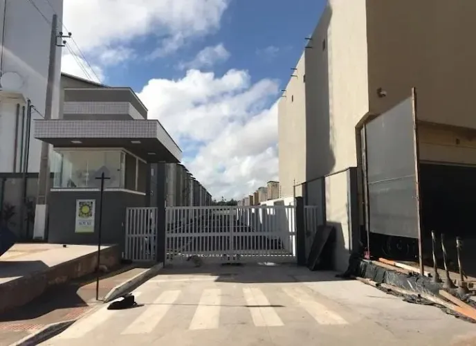 Alugo apartamentos mobiliados na estrada da Maioba