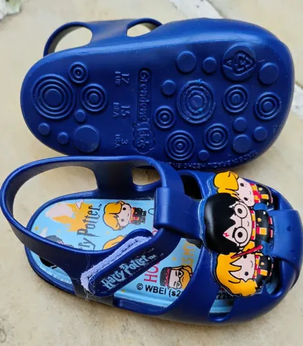 Desapego Sandália Infantil Harry Potter - Grendene Kids