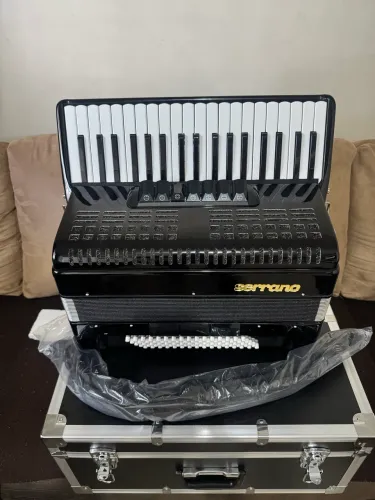 Acordeon gaita Serrano 80 baixos nova 