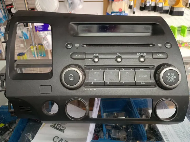PRA VENDER RÁPIDO GALERA. Rádio original Honda Civic impecável e imperdível grande chance