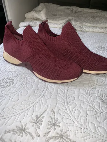 Tenis Santa lolla vinho