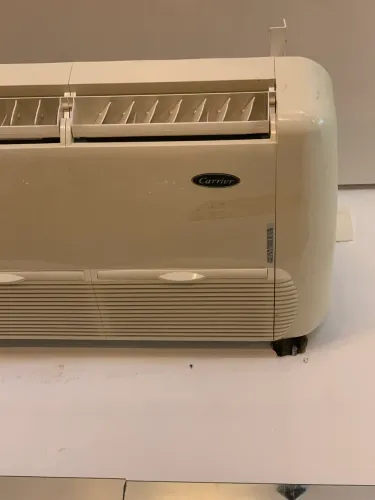 Vendo muito barato!Ar condicionado split Carrier 90.000btus excelente 