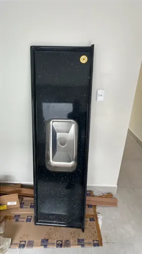 Vendo três pias mármore sintético com Cuba inox 1,8 m