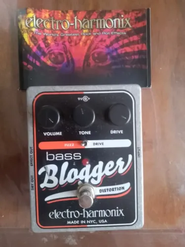 Electro-Harmonix Bass Blogger