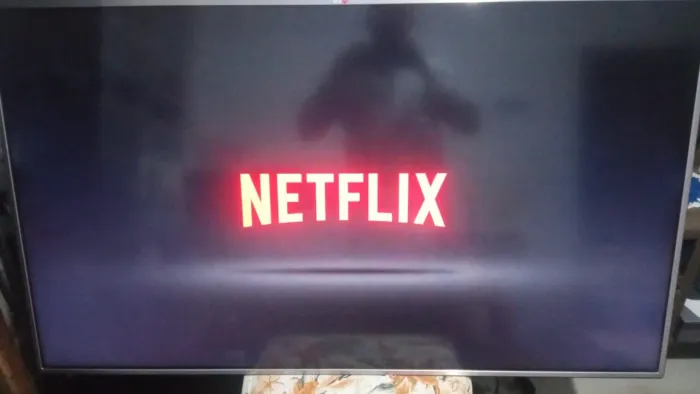 Smart TV LG 65 polegadas top de linha com Wi-Fi integrado 2400,00