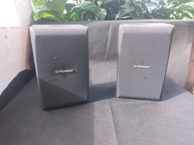 Par de caixas surround Pioneer 