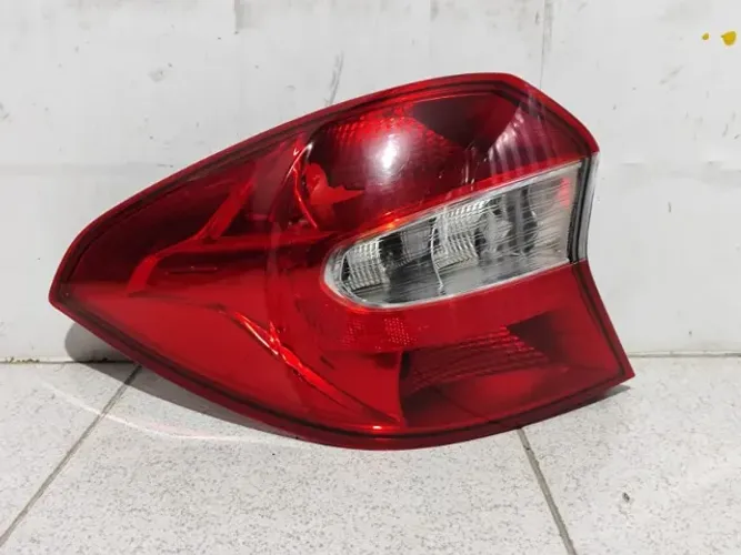 Lanterna Ka Sedan 2021 A 2023 Le Original