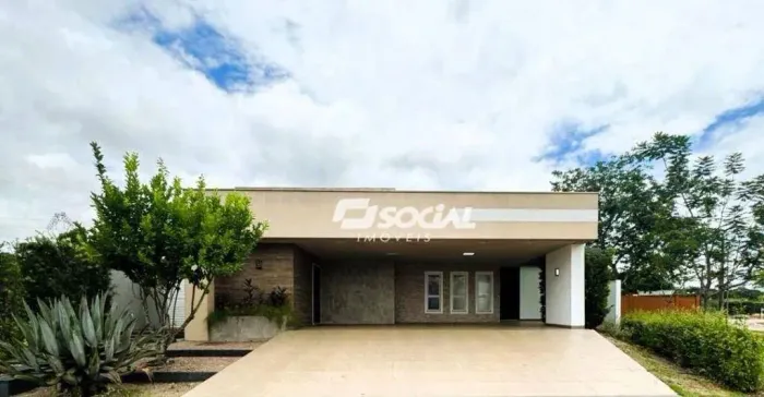 Casa Alto Padrão à Venda  Condomínio Alphaville  Recém-Construída