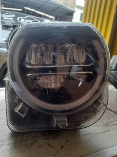 Farol de LED para Jeep Renegade