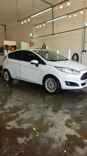New Fiesta Titanium MANUAL