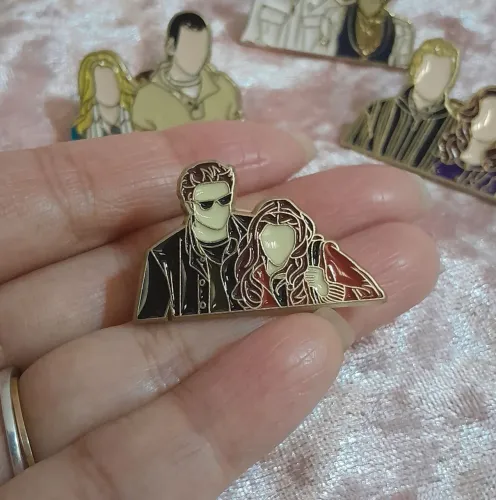 Broche / Pin Crepúsculo - Bella e Edward
