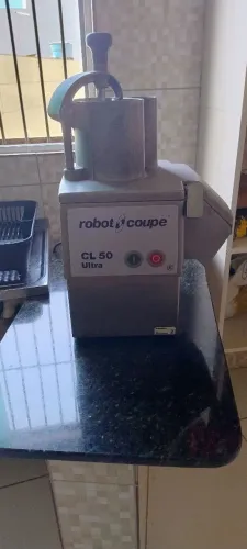 Multiprocessador de alimentos 