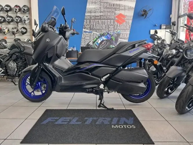 YAMAHA XMAX 300 CONNECTED ABS