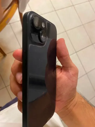 IPHONE 15 seminovo 8 meses de uso