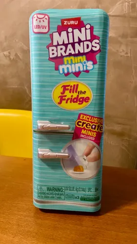Miniatura Geladeira viral Mini Fridge - Mini Brands (ORIGINAL CHINA)