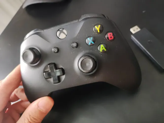 Controle Xbox 360 + adaptador wireless (tudo original)