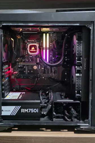 PC Gamer Workstation Intel Core i5 9600k 16GB DDR4 Gigabyte Z390 WC e Fonte 750W Corsair