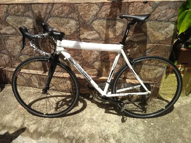 Bicicleta speed Venzo Sprinter R3 super conservada 54