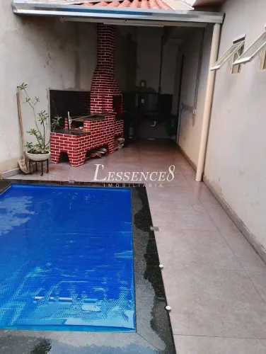 Casa 461 m² c/ 3 Suítes | + Sala comercial | + Apartamentos | + Kitnets!