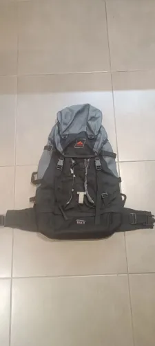 Mochila Cargueira Crampon 60 litros, Trilhas e Rumos. (Trilhei com ela uma vez apenas)