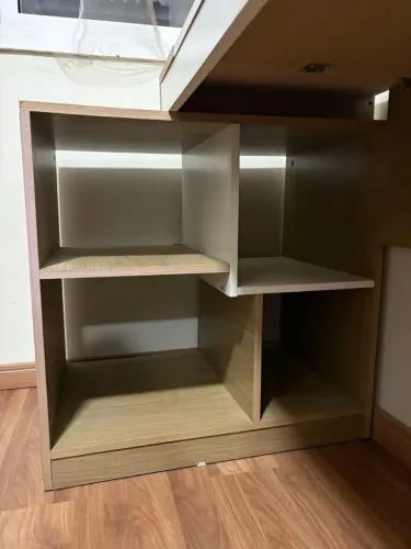 Escrivaninha multiuso