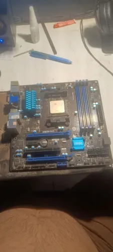 Placa mãe MSI A88XME45 + ATHLON X4 860K