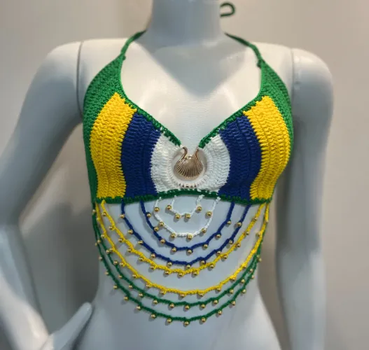 Cropped de crochê do Brasil