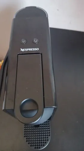 Vendo MÁQUINA DE CAFÉ NESPRESSO