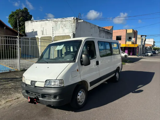 Peugeot Boxer 2.3 Minibus 15/16l TB Diesel. 2016