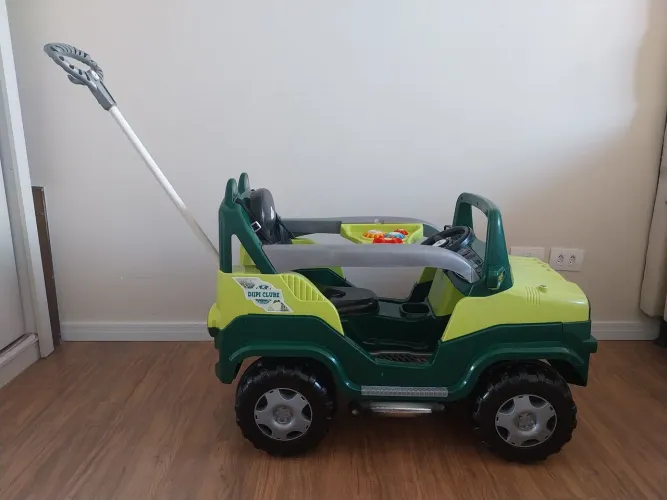 Carro infantil - Jeep