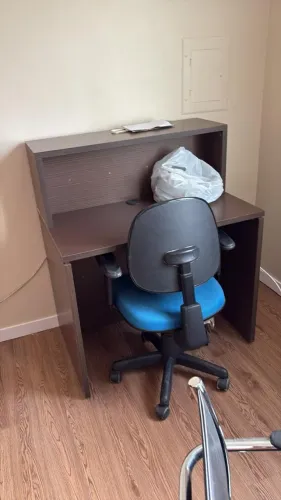 Balcão de Recepção em Mdf, em bom estado