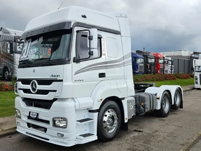 MB Axor 2544 6x2 Ano 2020 Teto Alto Automático único dono Plano de Manutenção Baixo Km