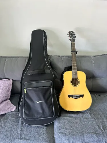 Violão baby