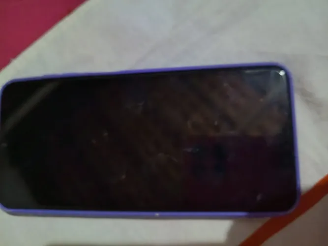 Vendo celular com defeito
