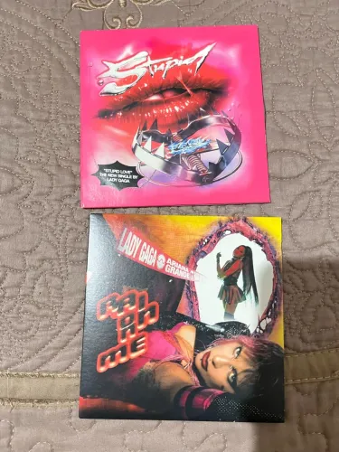 3 CDs Singles Stupid Love, Rain on Me e Applause Lady Gaga