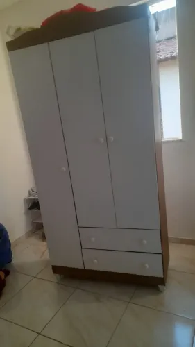Guarda roupa infantil