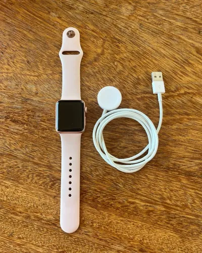 Apple Watch Series 3 (38mm) Rose 
