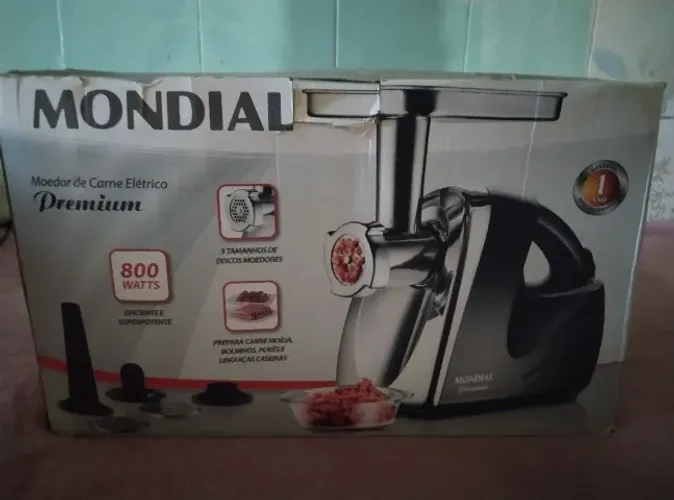 Moedor de Carne Elétrico Mondial Premium, modelo MC-03