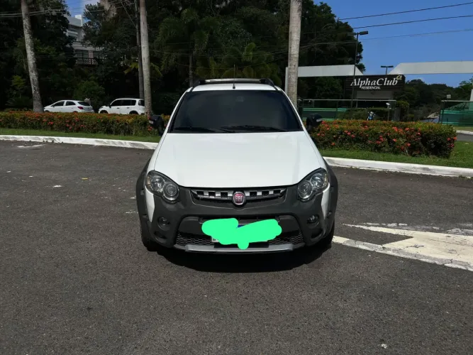 Fiat Strada Adventure1.8/ 1.8 Locker Flex CD 2015